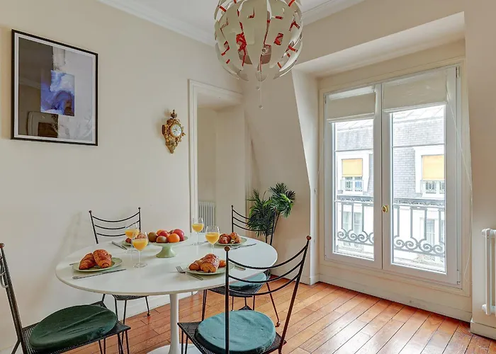 1 Bedroom Apartment Near Saint Germain Des Pres Apartment
