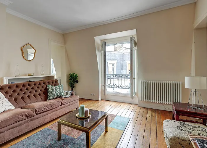 1 Bedroom Apartment Near Saint Germain Des Pres Apartment Paris
